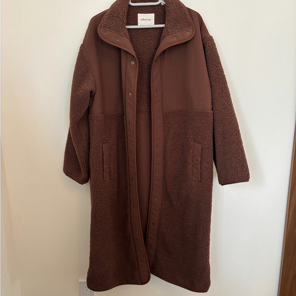 Wilfred Rising Coat - Picture 2 of 8